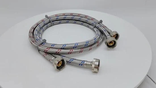 Manguera de descarga de lavadora con cable azul y rojo